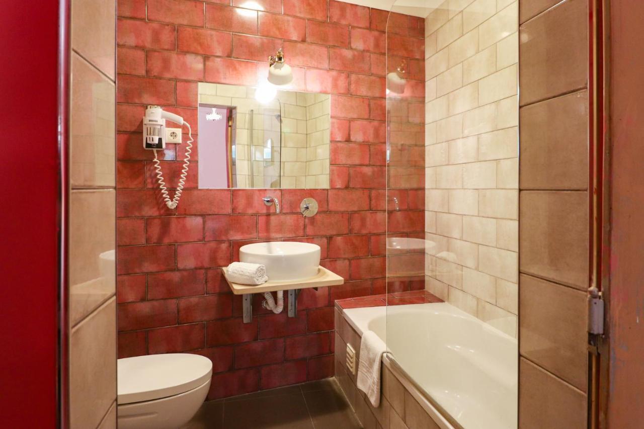 Tilia Hostel Фару Экстерьер фото